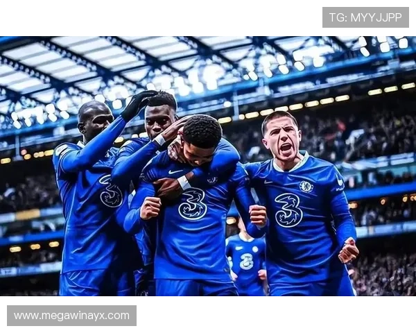 本菲卡为何粉丝超40万?百年雄鹰的球迷根基与未来挑战 本菲卡为何粉丝超40万?百年雄鹰的球迷根基与未来挑战