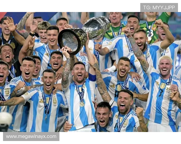 迪马利亚再爆发:阿根廷传奇边锋状态回升引热议 迪马利亚再爆发:阿根廷传奇边锋状态回升引热议