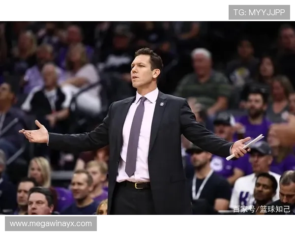 蒙克季后赛闪耀全场，关键表现助球队挺进下一轮