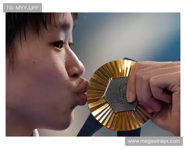 德雷塞尔闪耀巴黎2024：泳池王者再展雄风，奥运赛场续写传奇